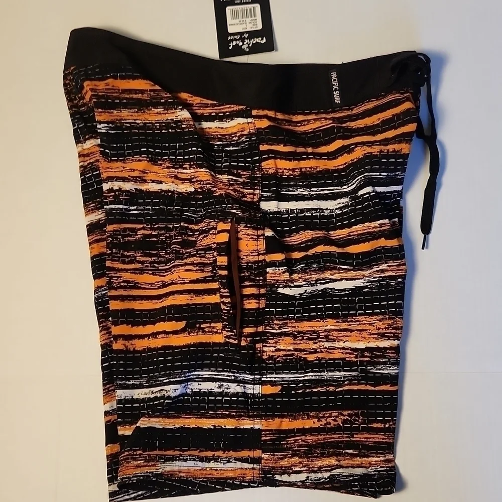 Pacific Surf Men's Size Large Multi-Color Surfer Print Vintage Surf Swim Trunks